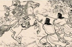 孙策为何传位给弟弟孙权而非嫡子？周瑜并未被托孤，带兵入吴用意何在？江东六郡崩了四个，孙权靠什么扭转了江东危局？
