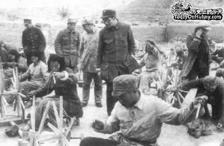 中共在陕北开展大生产运动